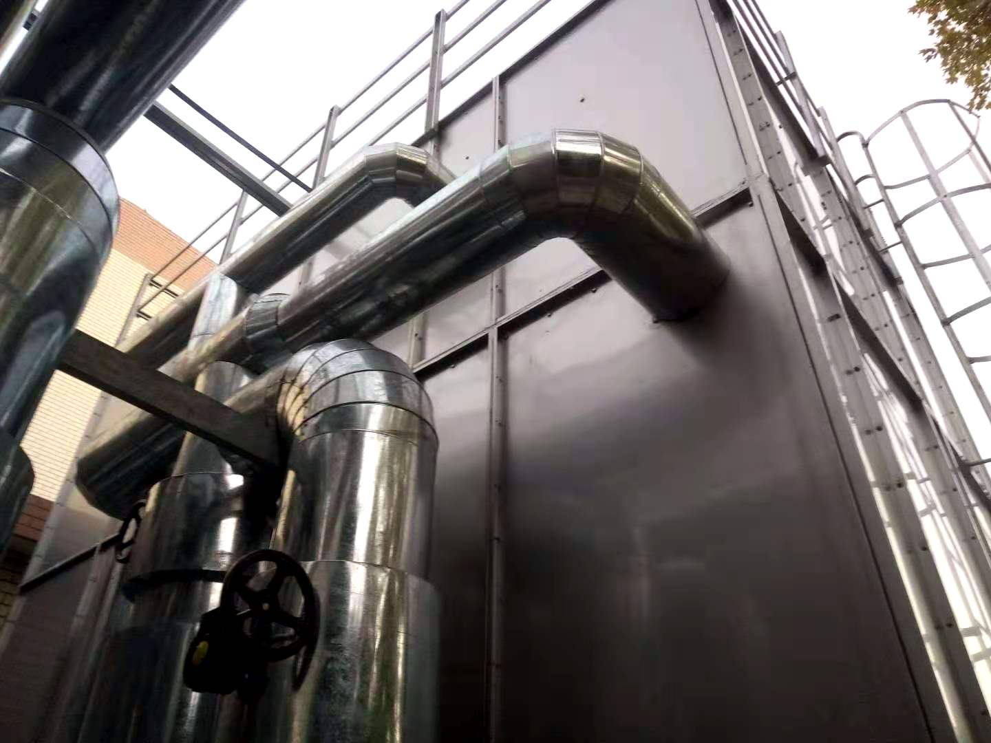 蒸汽<a href=http://www.eukucek.cn/e/tags/?tagname=%E9%98%80%E9%97%A8%E4%BF%9D%E6%B8%A9%E8%A1%A3 target=_blank class=infotextkey><a href=http://www.eukucek.cn/e/tags/?tagname=%E9%98%80%E9%97%A8%E4%BF%9D%E6%B8%A9 target=_blank class=infotextkey>閥門保溫</a>衣</a>